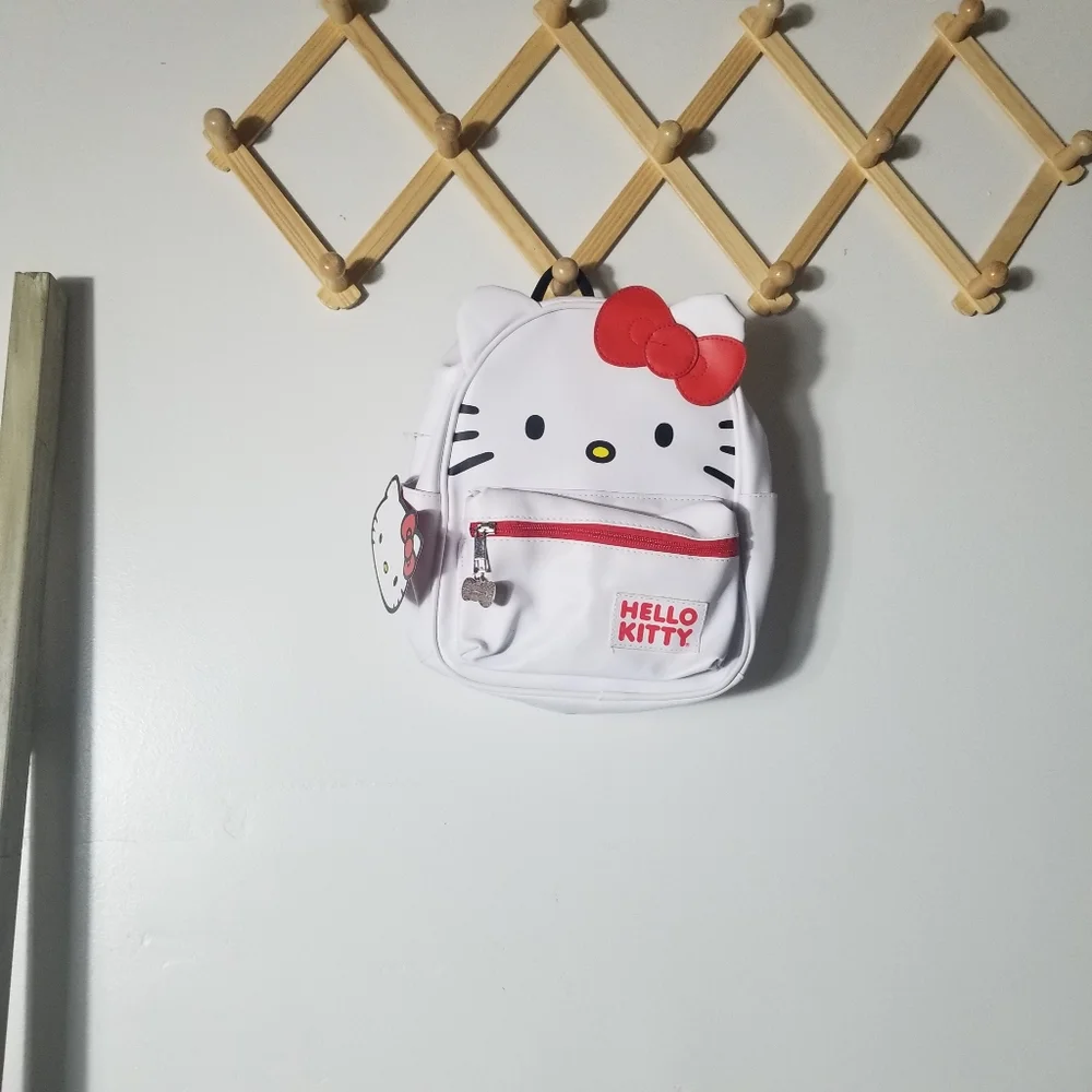 NWT HELLO KITTY WHITE WITH RED PURSE BACKPACK